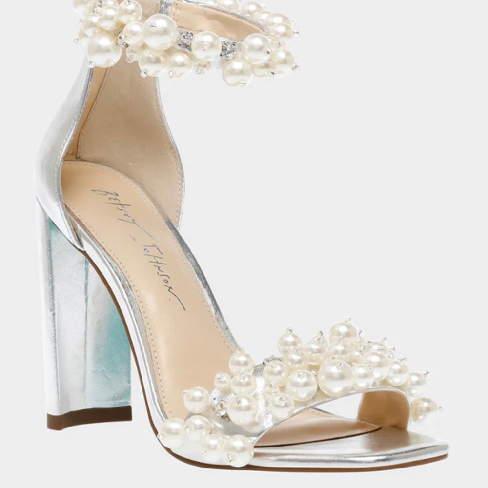 Silver Heels- stunning